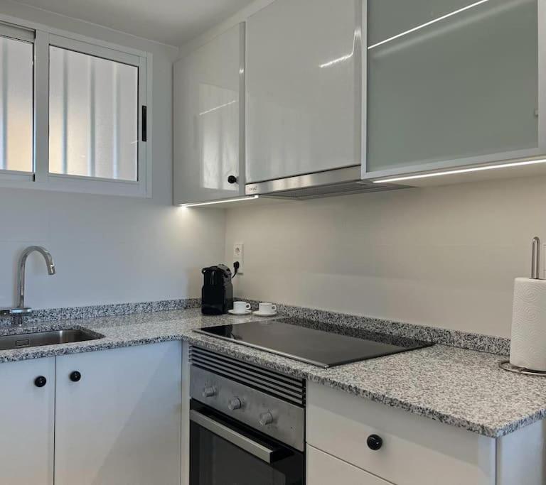Apartamento 1ª Linea De Playa - Con Piscina Y Parking Playa de Gandia Zewnętrze zdjęcie