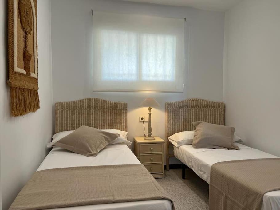 Apartamento 1ª Linea De Playa - Con Piscina Y Parking Playa de Gandia Zewnętrze zdjęcie